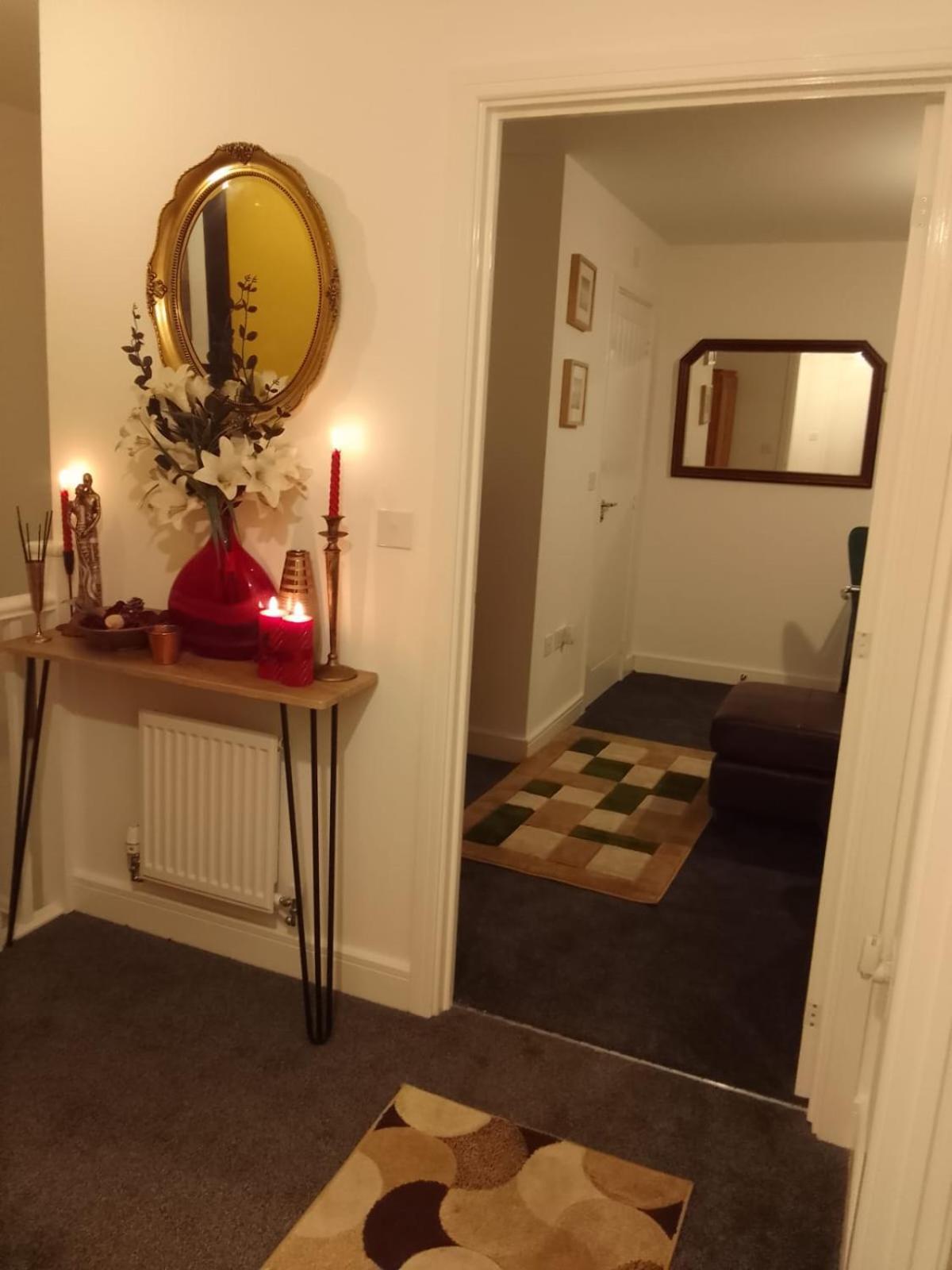 Cosy Stay In Walsall By Ideal Home Bloxwich Exterior photo